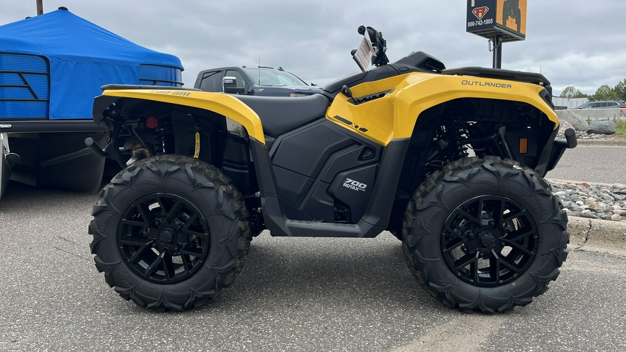 2024 Can-Am™ Outlander™ XT 700