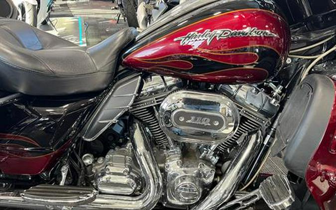 2011 Harley-Davidson CVO™ Ultra Classic® Electra Glide®