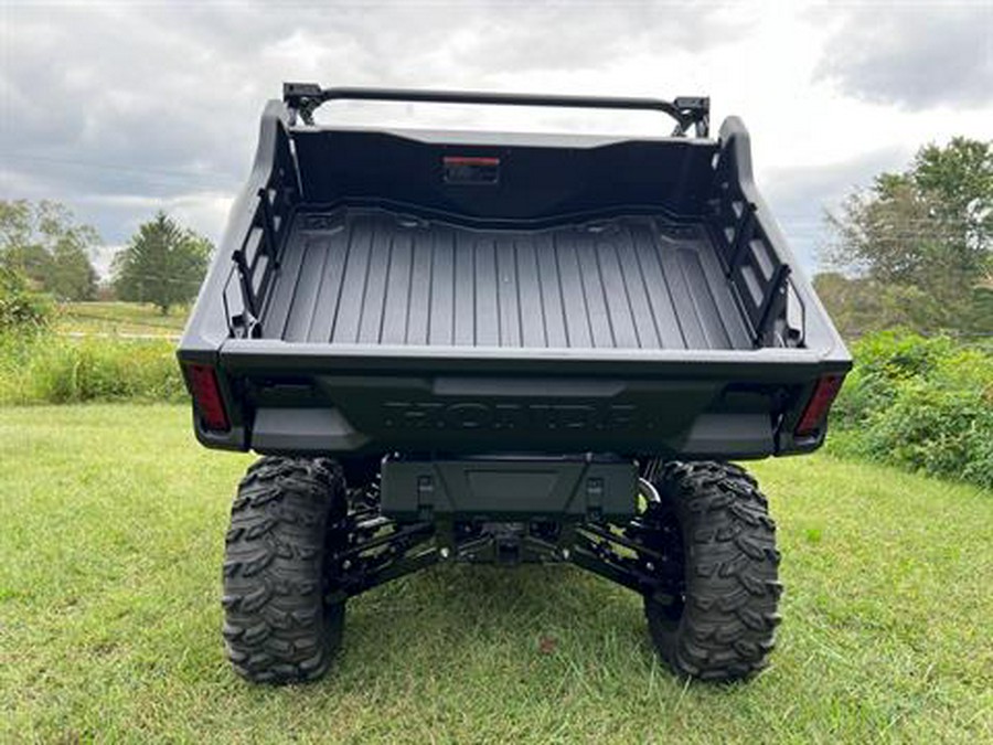 2025 Honda Pioneer 1000 Deluxe