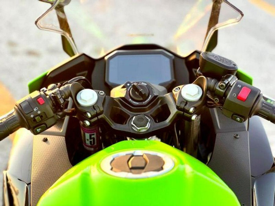 2025 Kawasaki EX500JSFAL Ninja 500 SE (ABS)