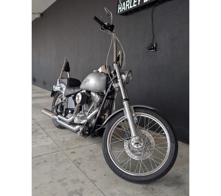 FXST 2004 Softail Standard