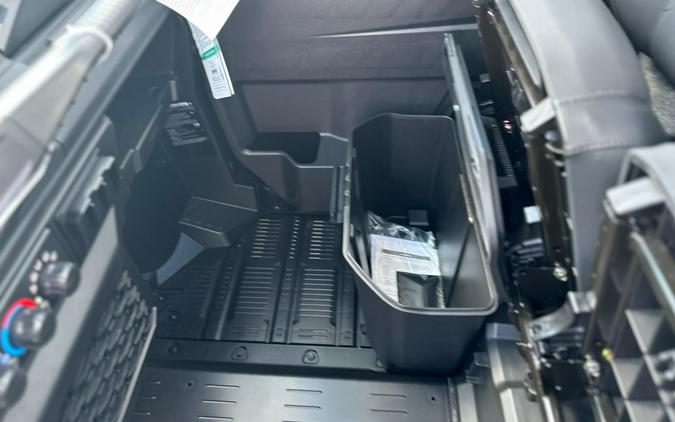 2026 Can-Am Defender XT CAB HD11 CAN