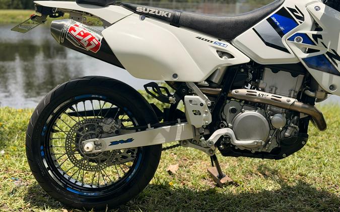 2022 Suzuki Motor of America Inc. DR-Z400SM