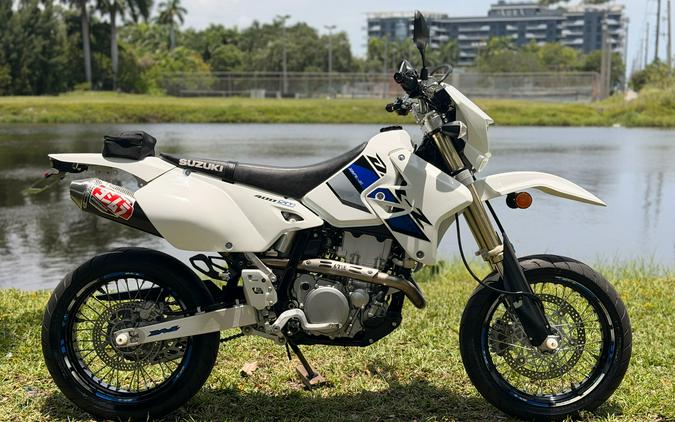 2022 Suzuki Motor of America Inc. DR-Z400SM
