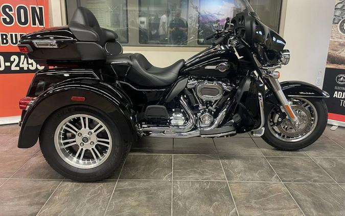 2023 Harley-Davidson® FLHTCUTG - Tri Glide® Ultra