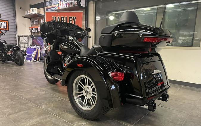 2023 Harley-Davidson® FLHTCUTG - Tri Glide® Ultra