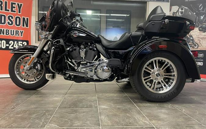 2023 Harley-Davidson® FLHTCUTG - Tri Glide® Ultra