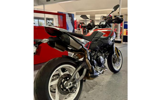 2026 Hypermotard V2 SP: Only 38 miles, no dealer fees! - Ducati