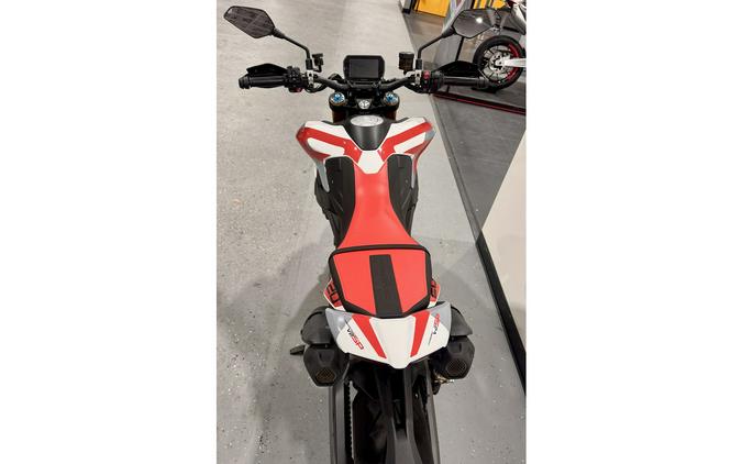 2026 Hypermotard V2 SP: Only 38 miles, no dealer fees! - Ducati