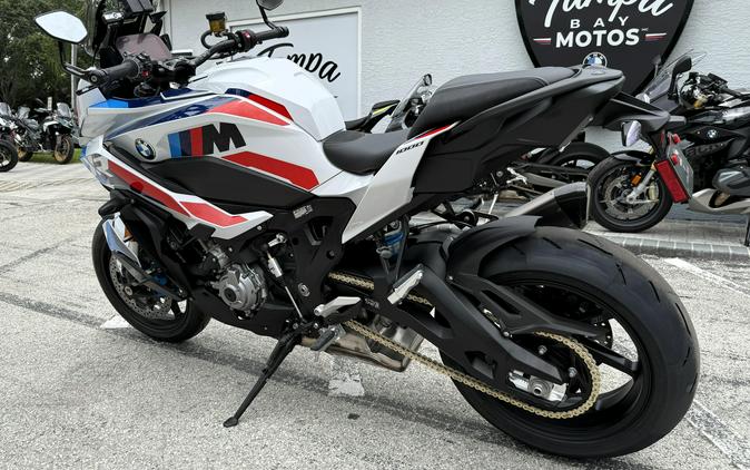 2026 BMW M 1000 XR