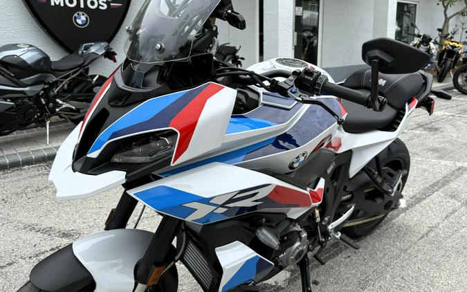 2026 BMW M 1000 XR