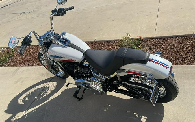 FXD 2026 Super Glide®