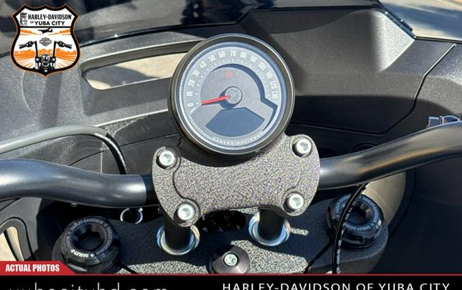 Harley-Davidson Low Rider ST