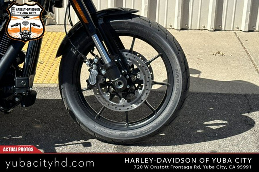 Harley-Davidson Low Rider ST