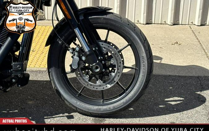 Harley-Davidson Low Rider ST