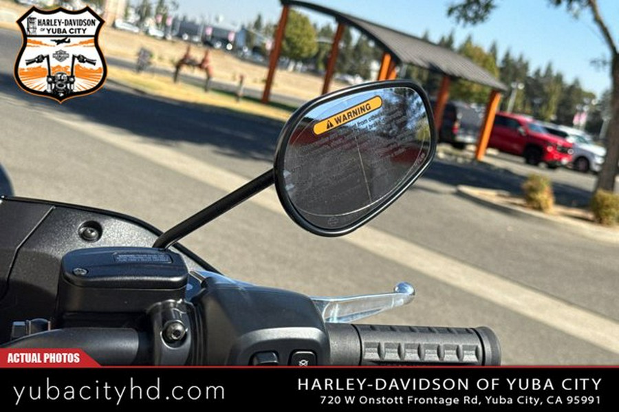 Harley-Davidson Low Rider ST
