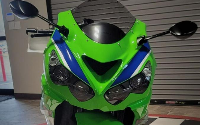 2024 Kawasaki Ninja® ZX™-14R 40th Anniversary Edition ABS