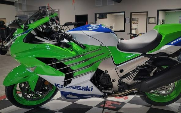 2024 Kawasaki Ninja® ZX™-14R 40th Anniversary Edition ABS