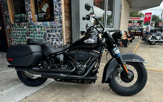 2024 Harley-Davidson Heritage Classic Vivid Black