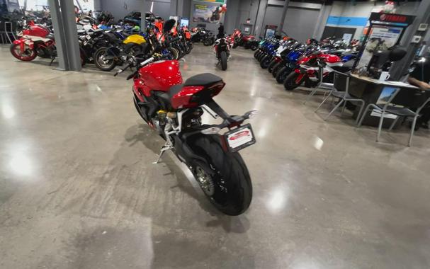 2025 Ducati STREETFIGHTER V2