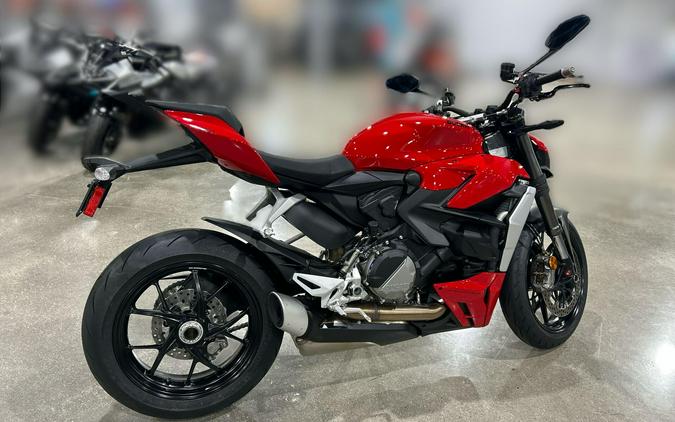 2025 Ducati STREETFIGHTER V2