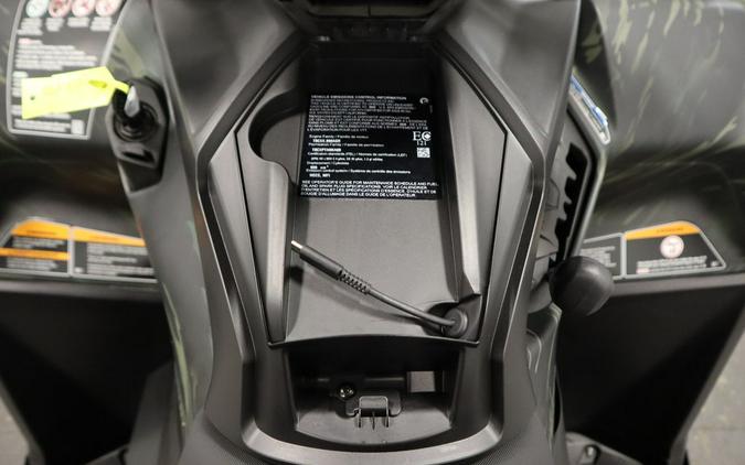 2026 Can-Am® Outlander Backcountry 1000R Multicam Dark Camo