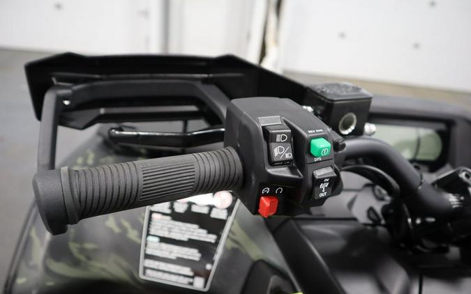 2026 Can-Am® Outlander Backcountry 1000R Multicam Dark Camo