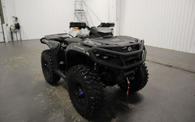 2026 Can-Am® Outlander Backcountry 1000R Multicam Dark Camo