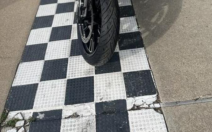 2026 Indian Motorcycle® 101 Scout® Black Crystal with Super Graphite