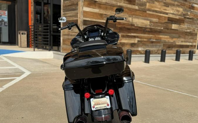 2019 Harley-Davidson® Road Glide® Special Vivid Black