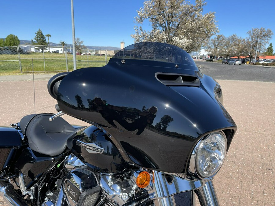 FLHX 2023 Street Glide