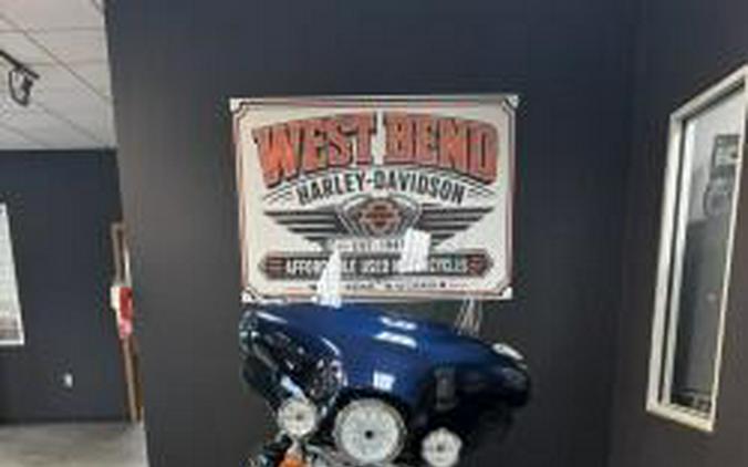 2012 Harley-Davidson Electra Glide Ultra Limited Big Blue Pearl/Vivid Black