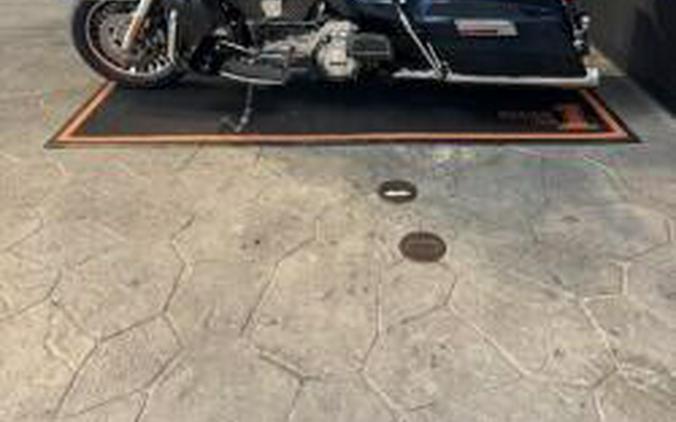 2012 Harley-Davidson Electra Glide Ultra Limited Big Blue Pearl/Vivid Black