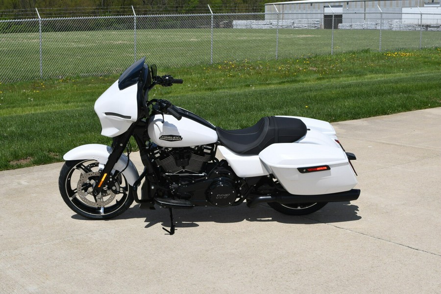 FLHX 2024 Street Glide®