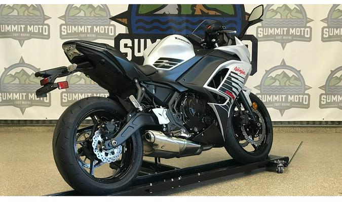 2026 Kawasaki Ninja 650 ABS (EX650PTFAN)