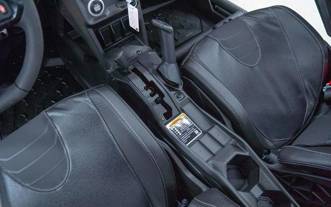 2026 Can-Am Maverick X3 X Ds Turbo RR Triple Black_4.5 In