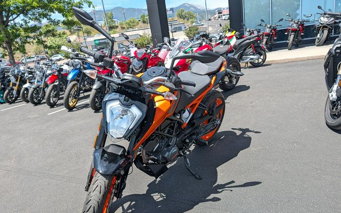 2023 KTM 200 Duke
