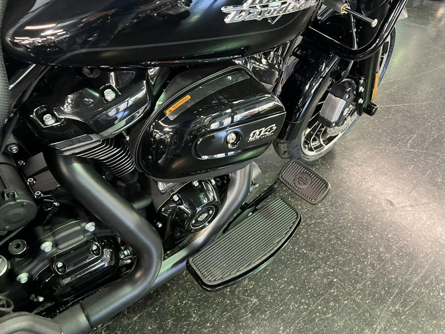 2023 Harley-Davidson Road Glide 3 Vivid Black FLTRT