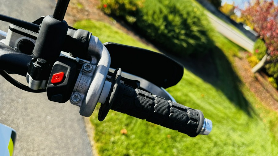 2025 Husqvarna Motorcycles FE 350s