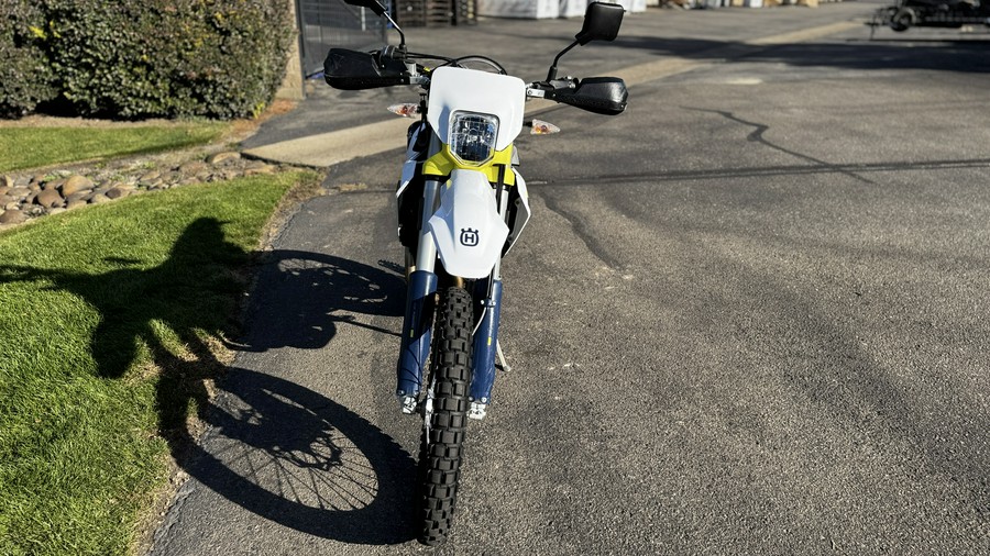 2025 Husqvarna Motorcycles FE 350s