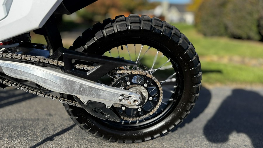 2025 Husqvarna Motorcycles FE 350s