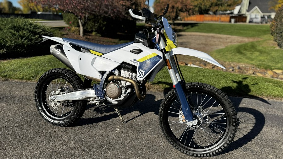 2025 Husqvarna Motorcycles FE 350s