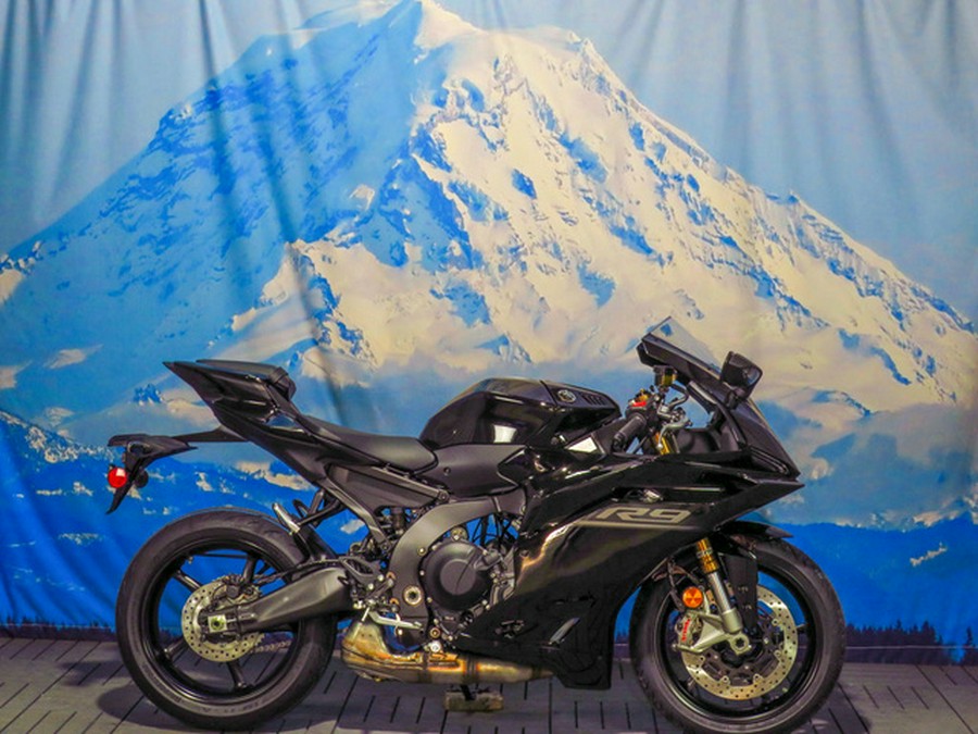 2027 Yamaha YZF-R9