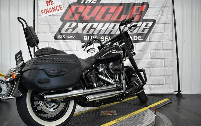 2018 Harley-Davidson Softail FLHCS - Heritage Classic 114