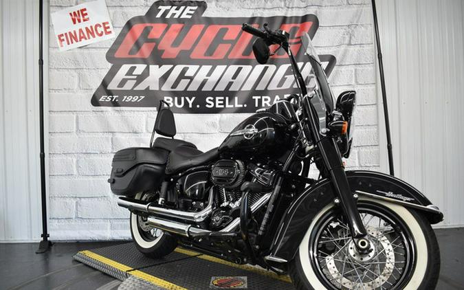 2018 Harley-Davidson Softail FLHCS - Heritage Classic 114