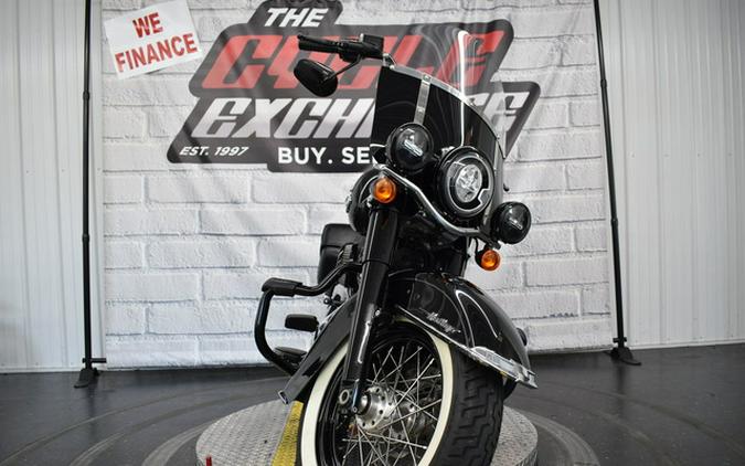 2018 Harley-Davidson Softail FLHCS - Heritage Classic 114