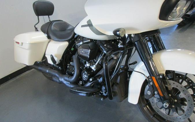 2018 Harley-Davidson® FLTRXS - Road Glide® Special