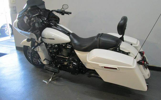 2018 Harley-Davidson® FLTRXS - Road Glide® Special