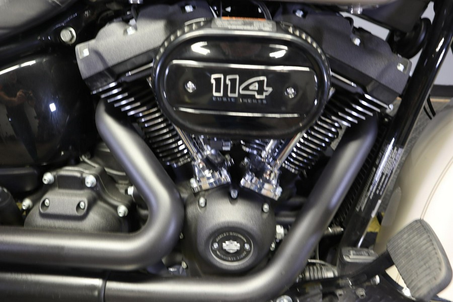 2022 Harley-Davidson Heritage Classic 114 FLHCS