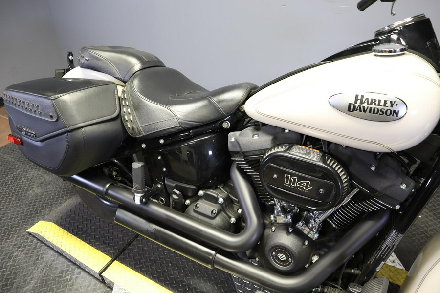 2022 Harley-Davidson Heritage Classic 114 FLHCS